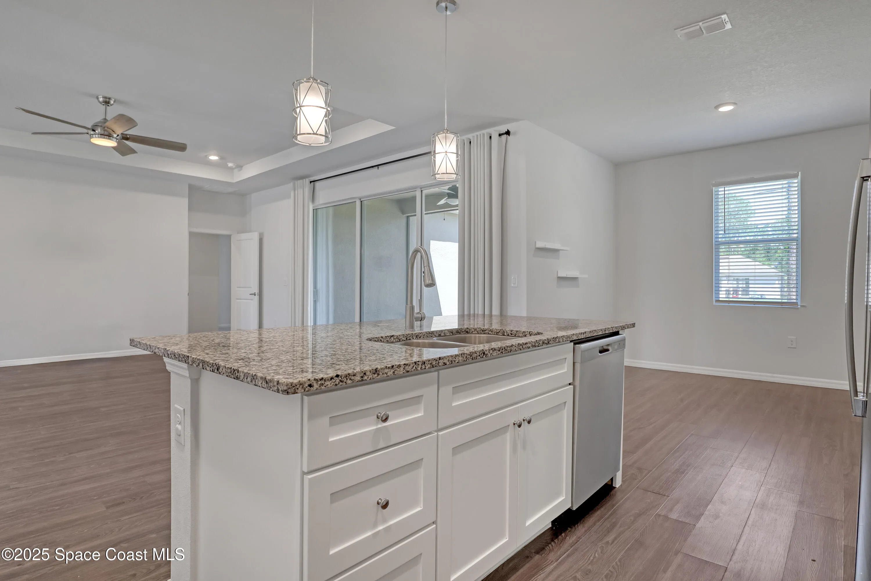 Palm Bay, Florida 32907, United States, 4 Bedrooms Bedrooms, ,3 BathroomsBathrooms,Residential,Active,111415