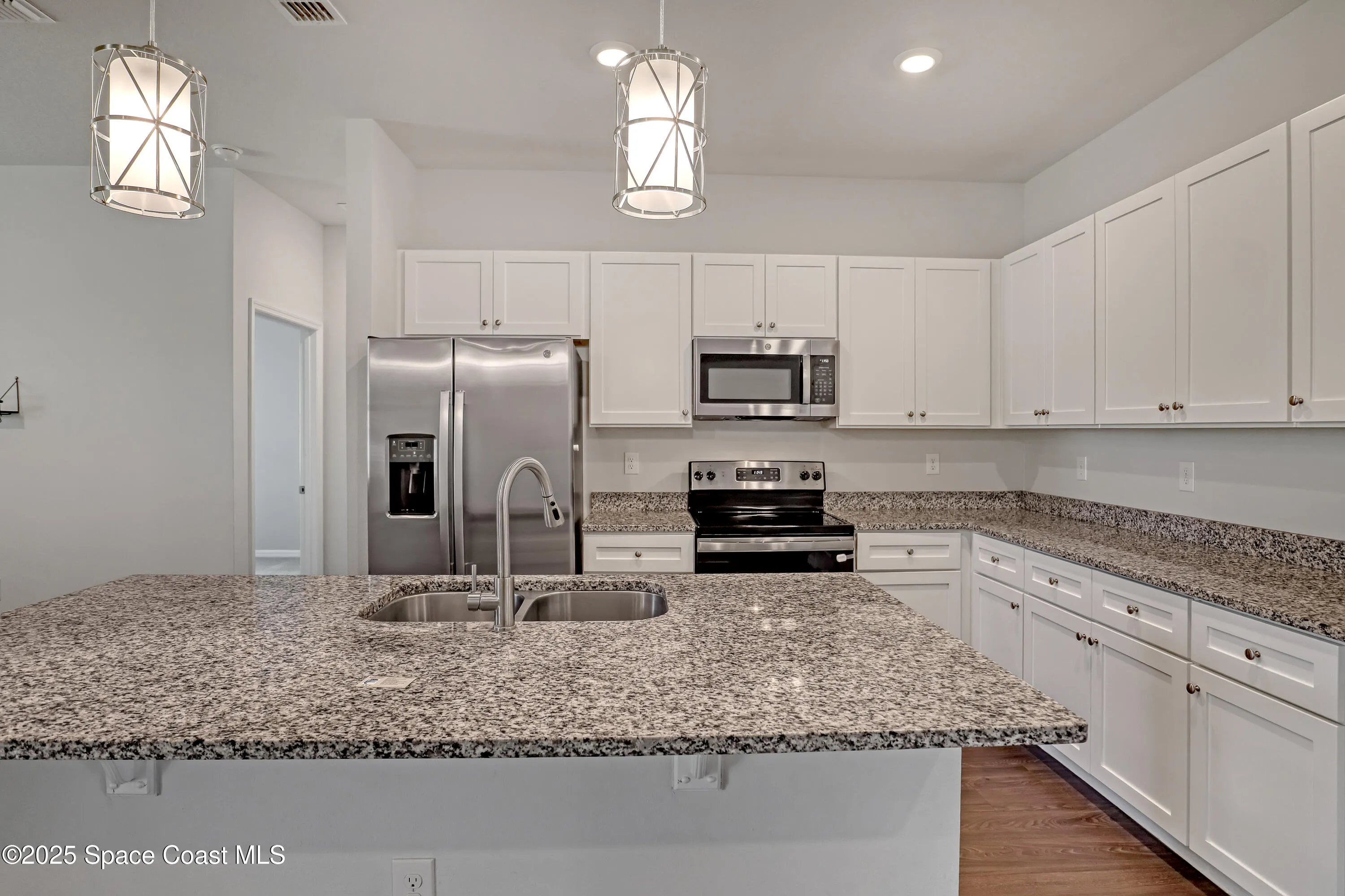 Palm Bay, Florida 32907, United States, 4 Bedrooms Bedrooms, ,3 BathroomsBathrooms,Residential,Active,111415