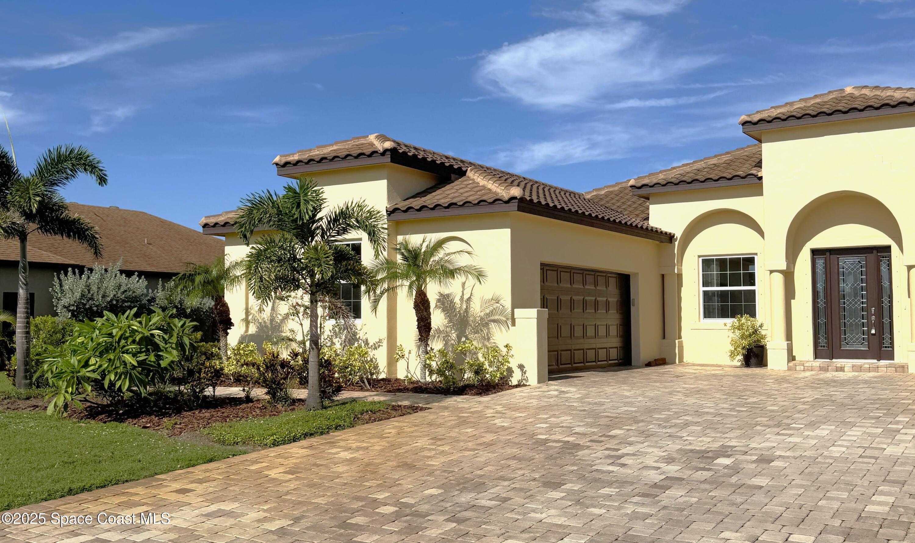 7258 Preserve Pointe Drive