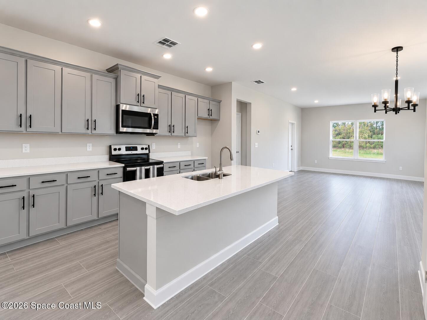 1305 Kylar Drive NW