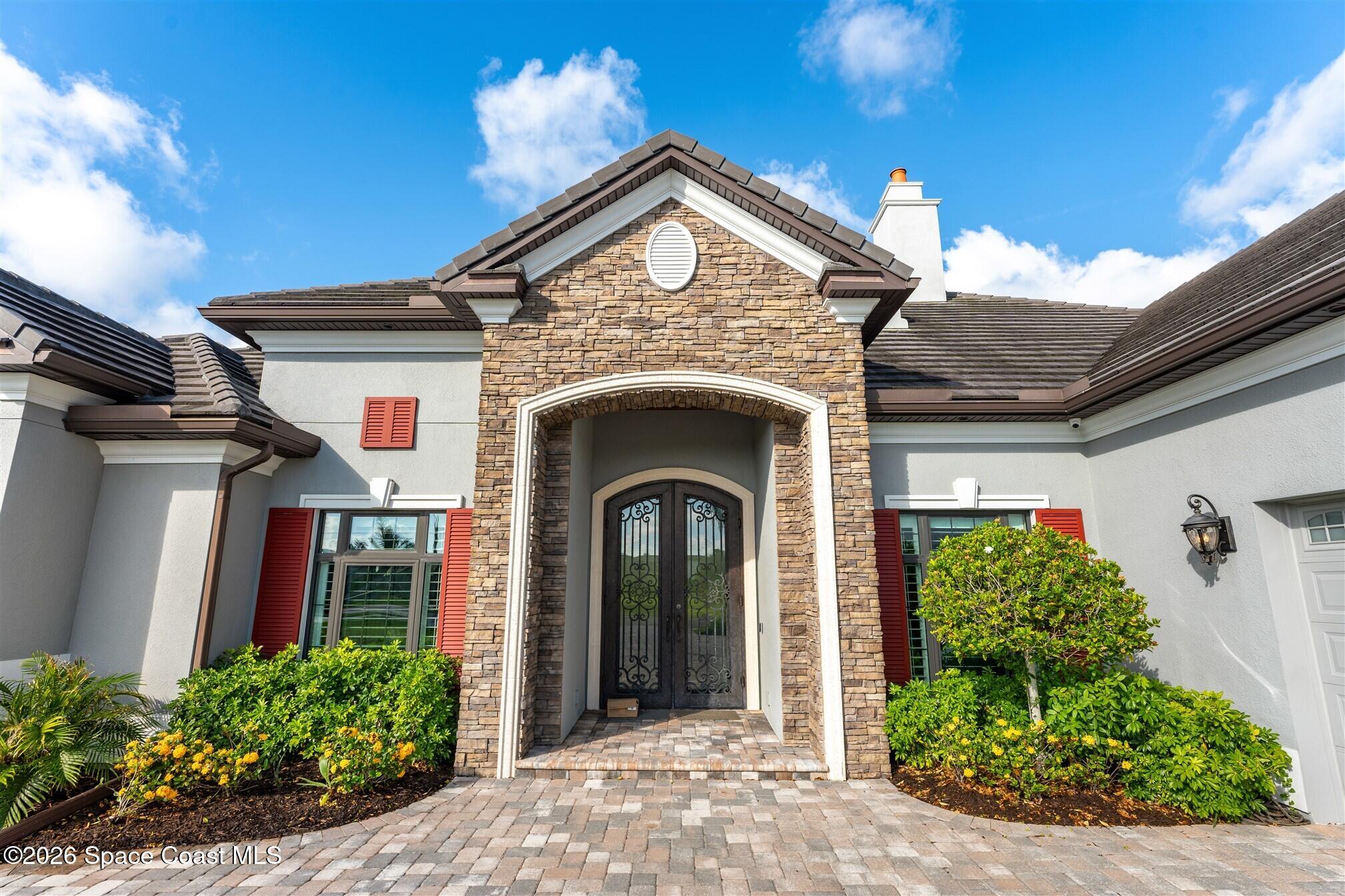 4696 Tea Tree Court