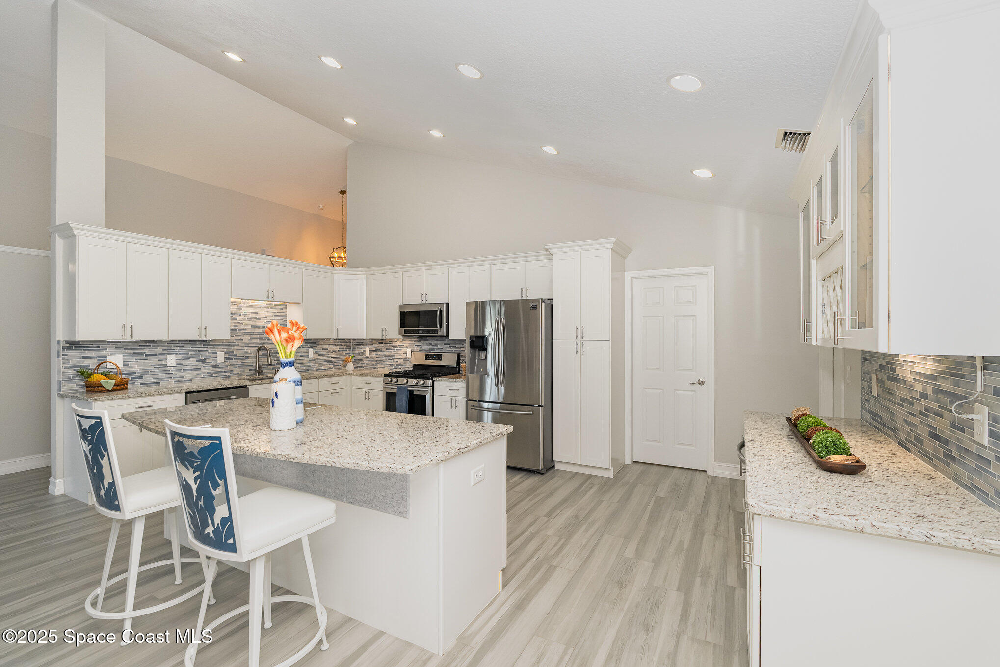 2090 Lionel Drive