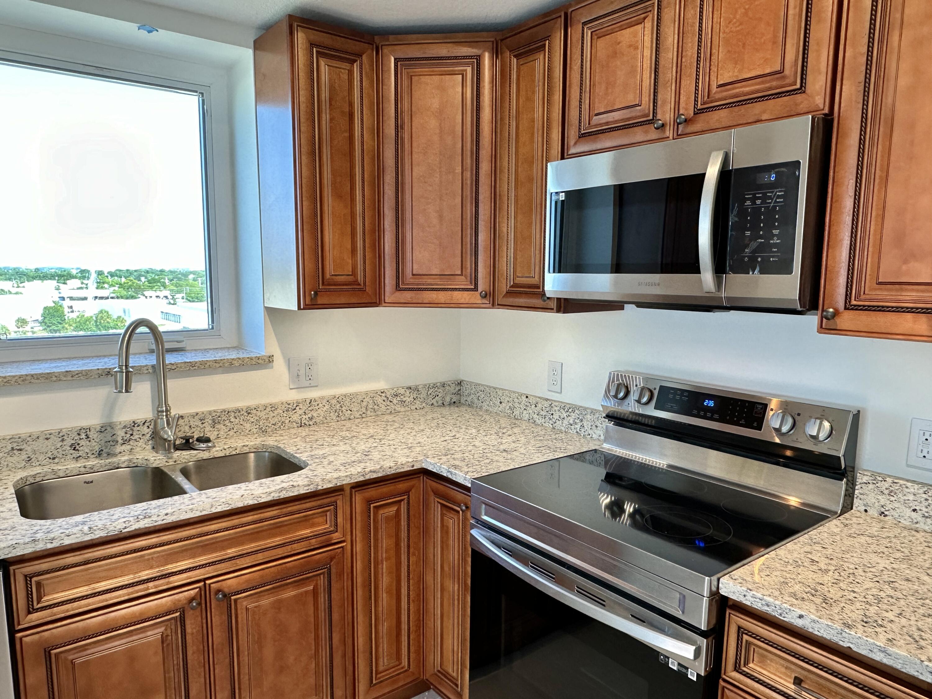 735 Pilot Lane 814