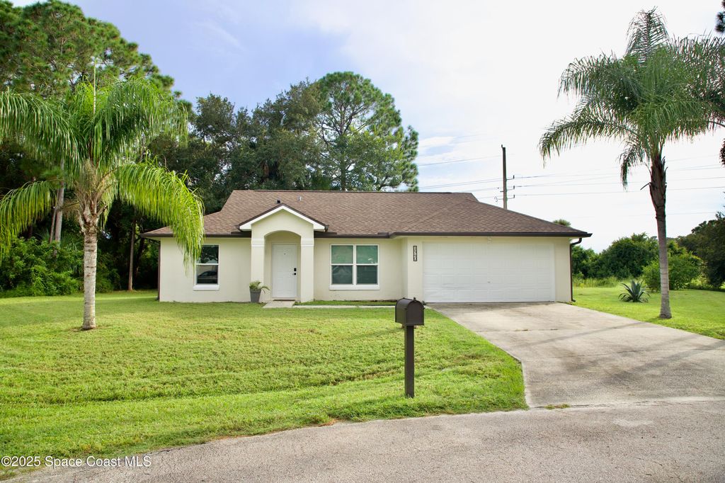 Photo of 1540 Erie Court SE, Palm Bay, FL 32909 (MLS # 1056633)