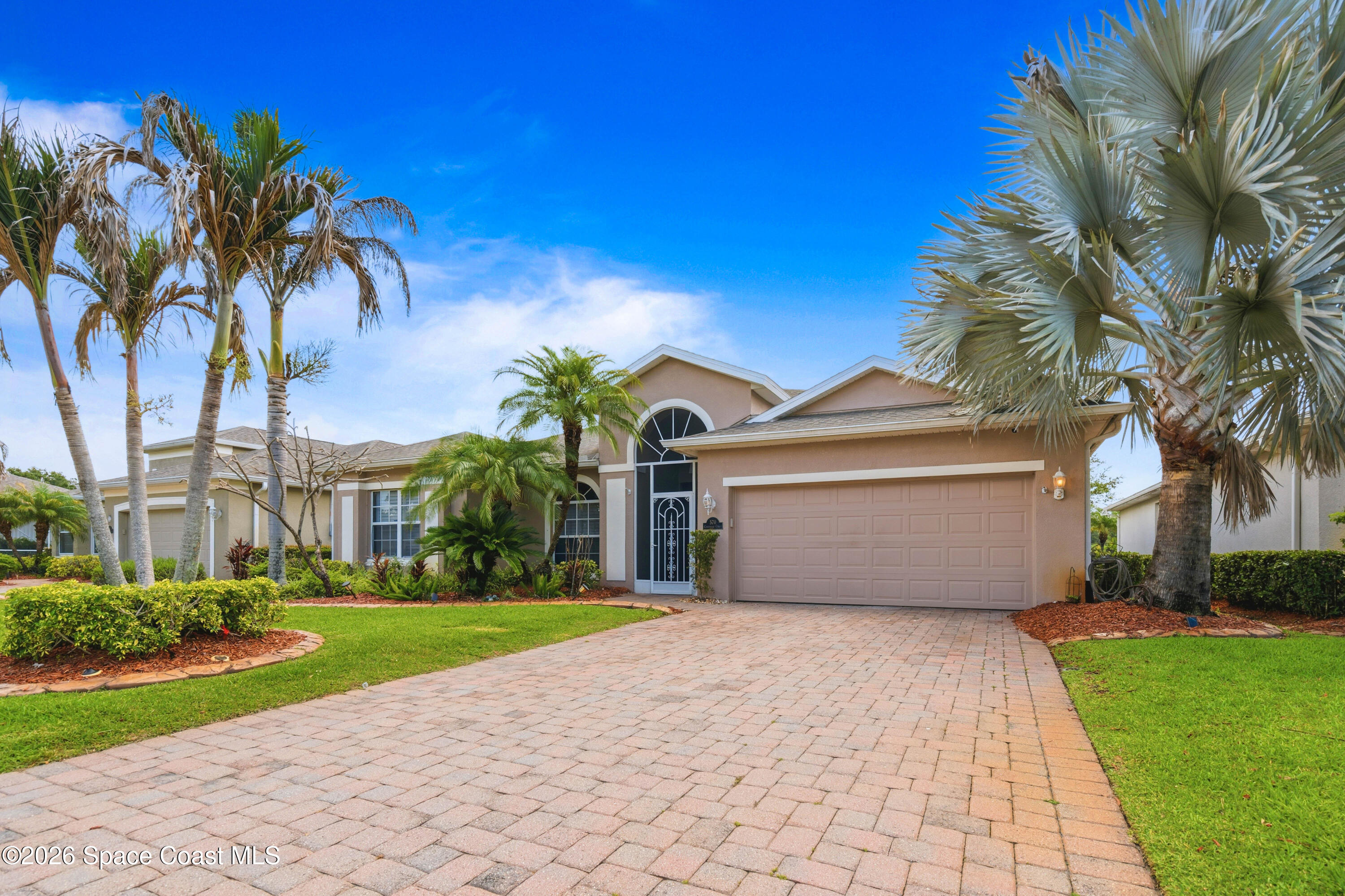 570 Gardendale Circle SE