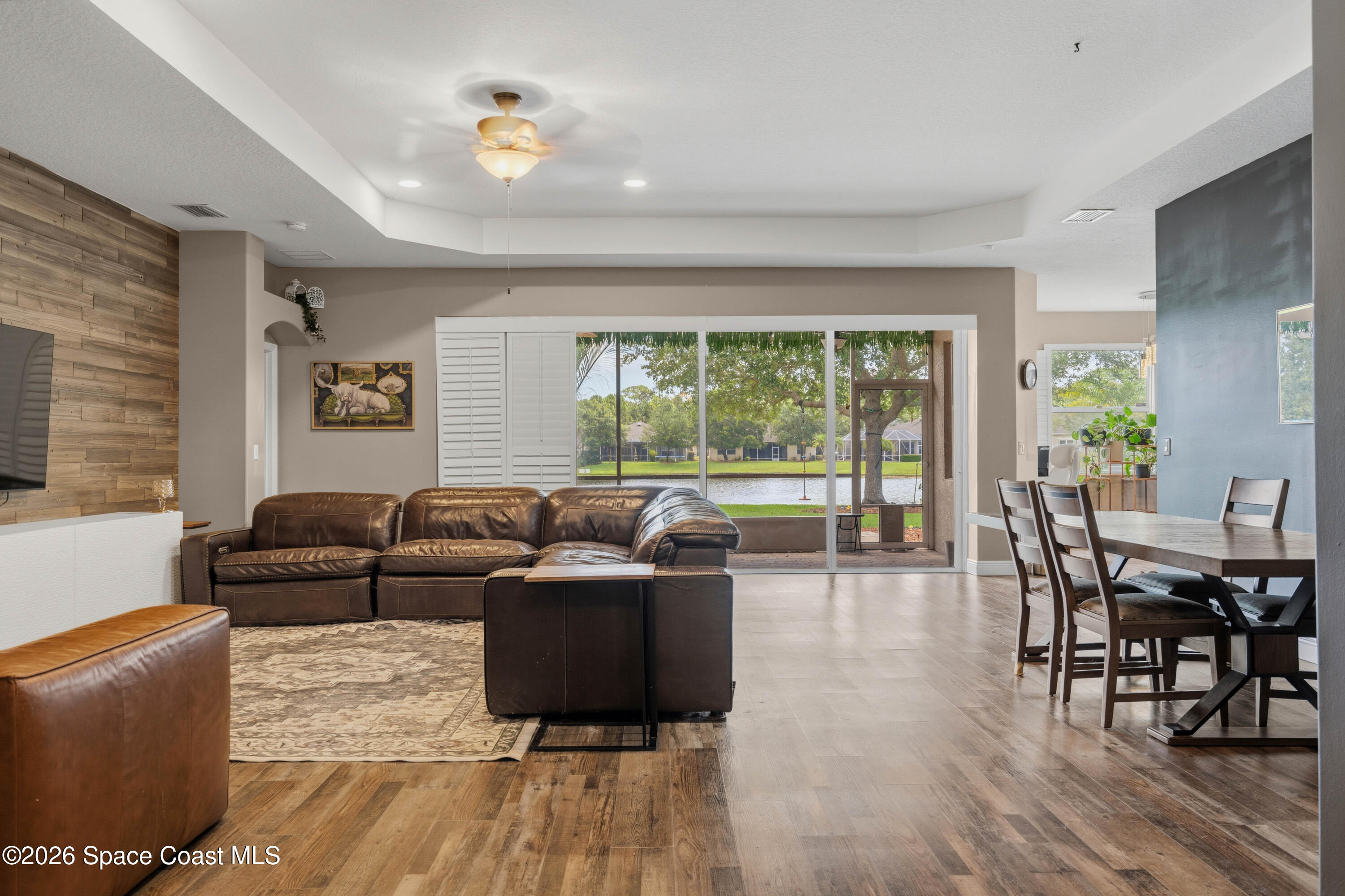 570 Gardendale Circle SE