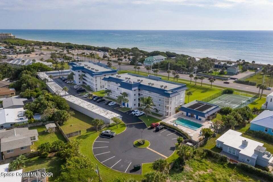 2160 N Highway A1a 102