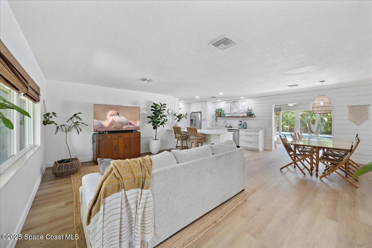 212 Ormond Drive
