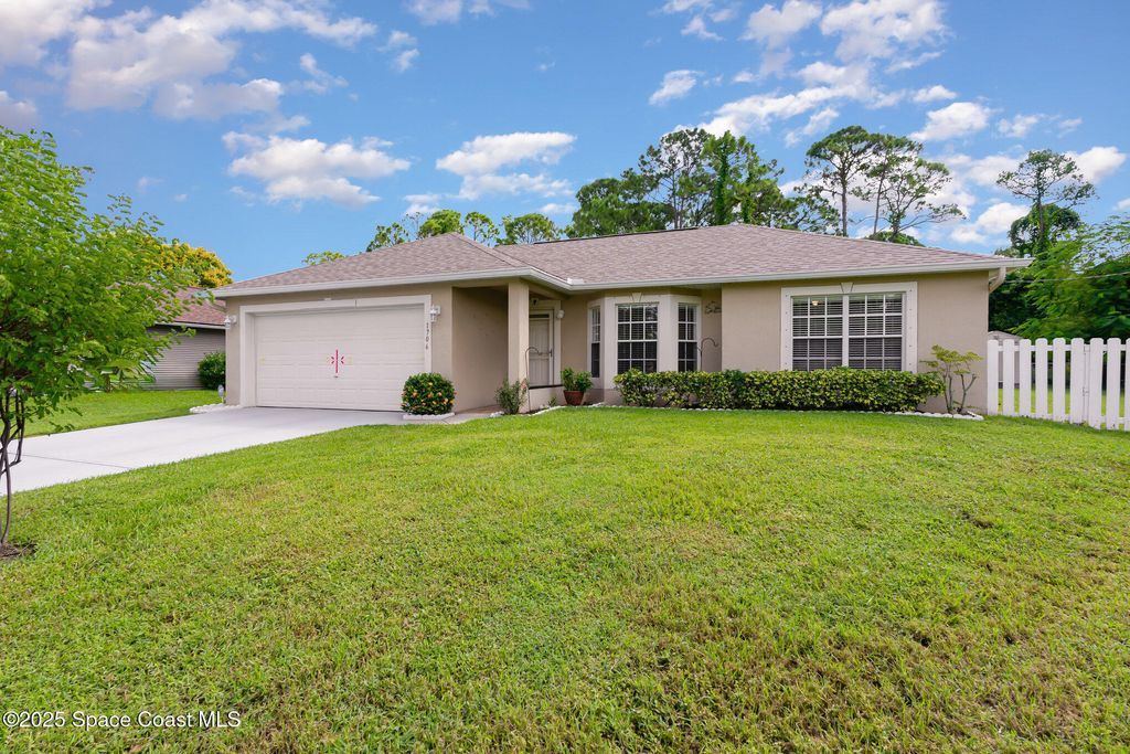 Photo of 1706 Delki Street NW, Palm Bay, FL 32907 (MLS # 1057774)