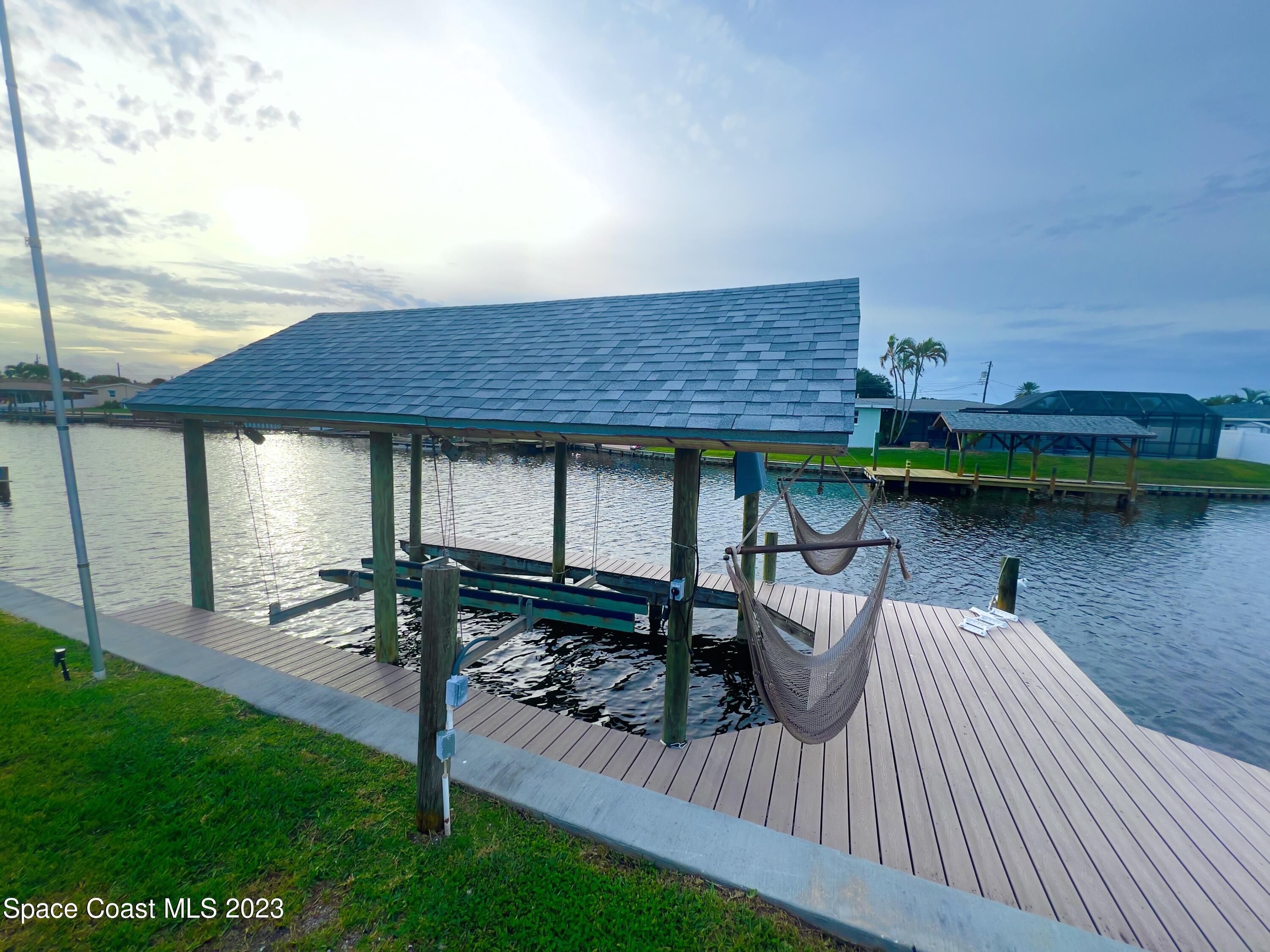 380 Diana Boulevard