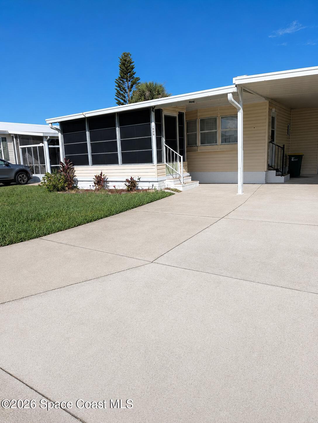 1009 Buttonwood Street