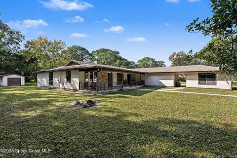 Photo of 265 Mockingbird Lane, Merritt Island, FL 32953 (MLS # 1064774)