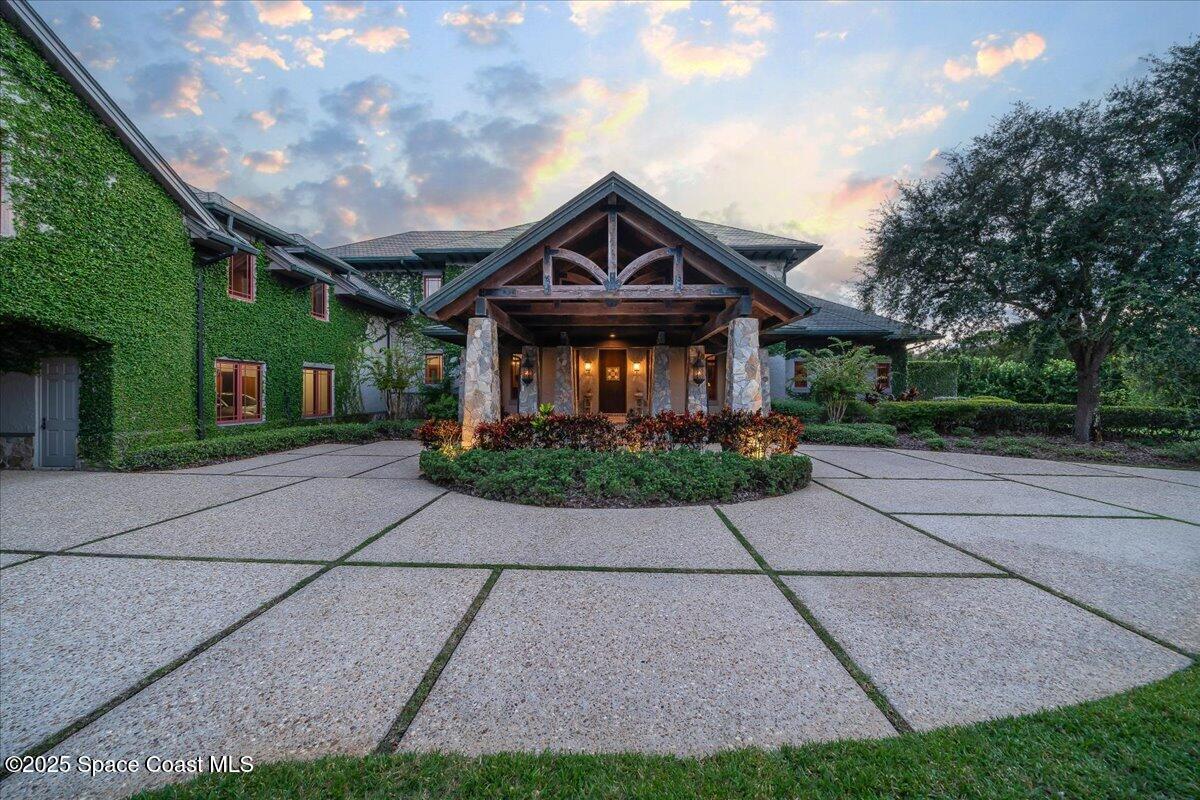 586 Wethersfield Place