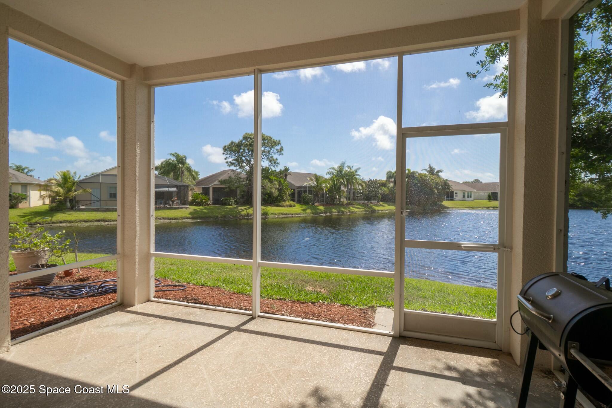 1905 Ficus Point Drive