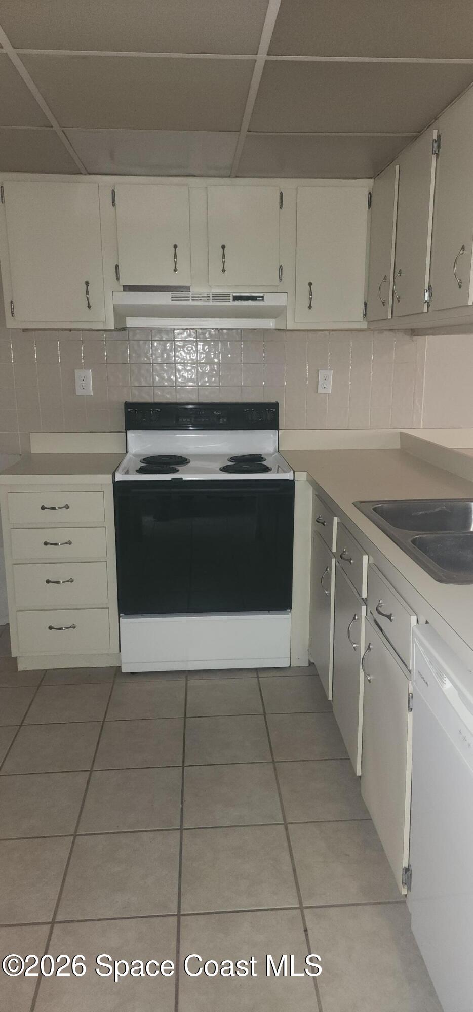 2727 N Wickham Road 102-10