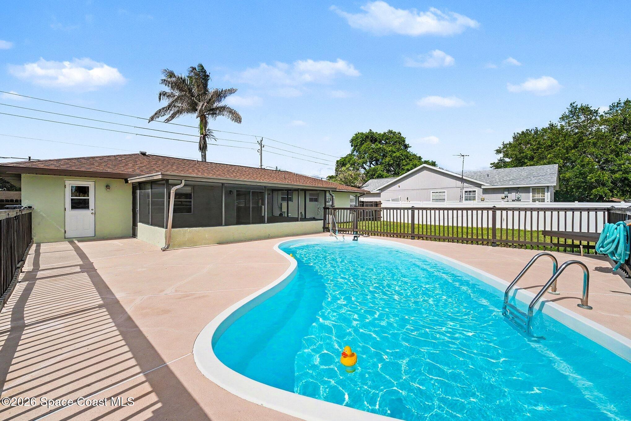 448 Americana Boulevard NW