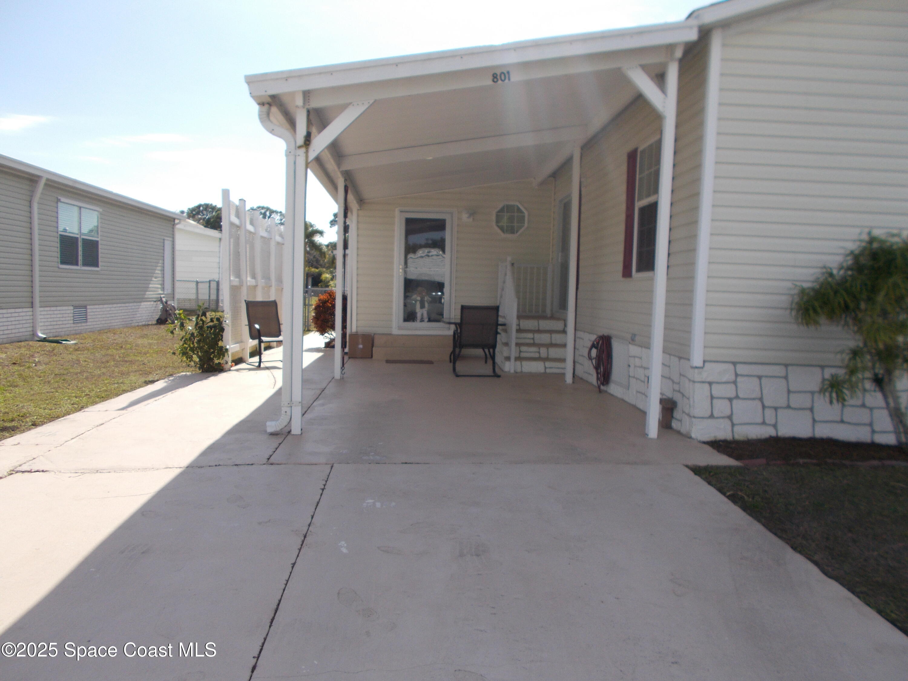 801 W Lychee Drive