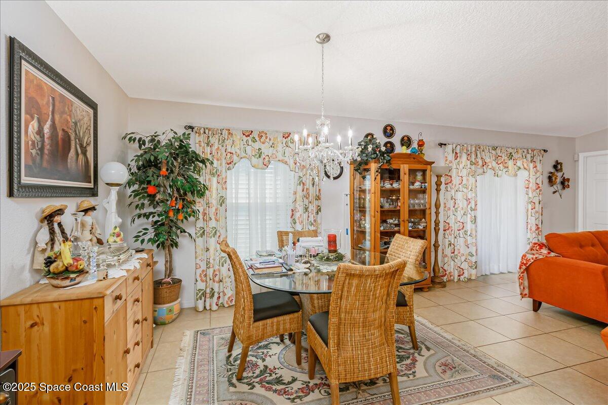 1715 Litchfield Drive Drive