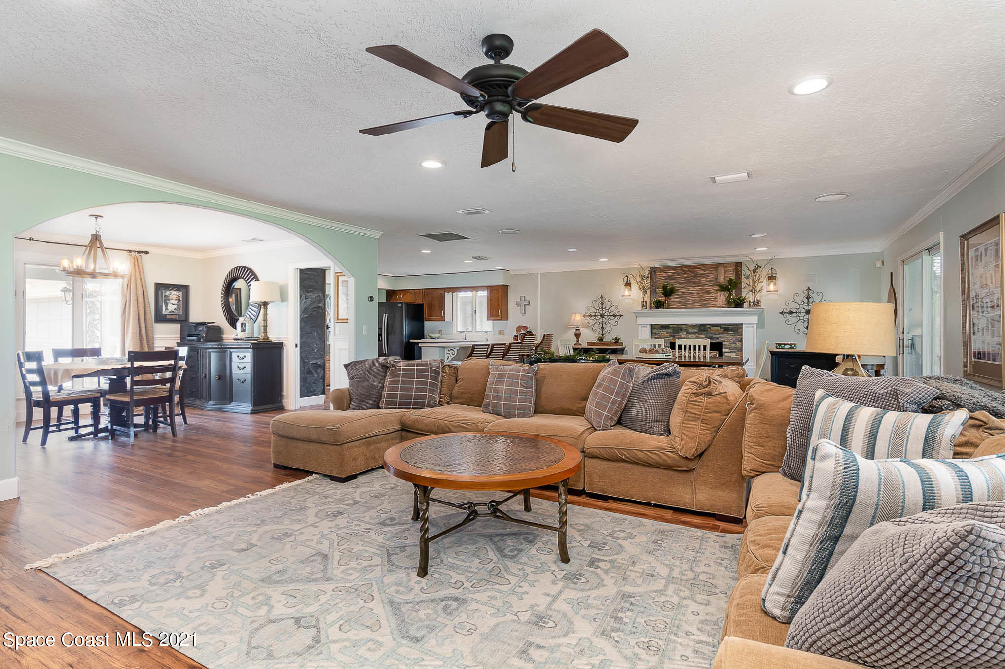 647 Doral Lane