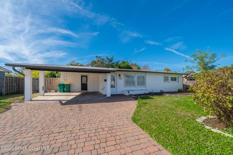 Photo of 275 Bahama Drive, Merritt Island, FL 32952 (MLS # 1064320)