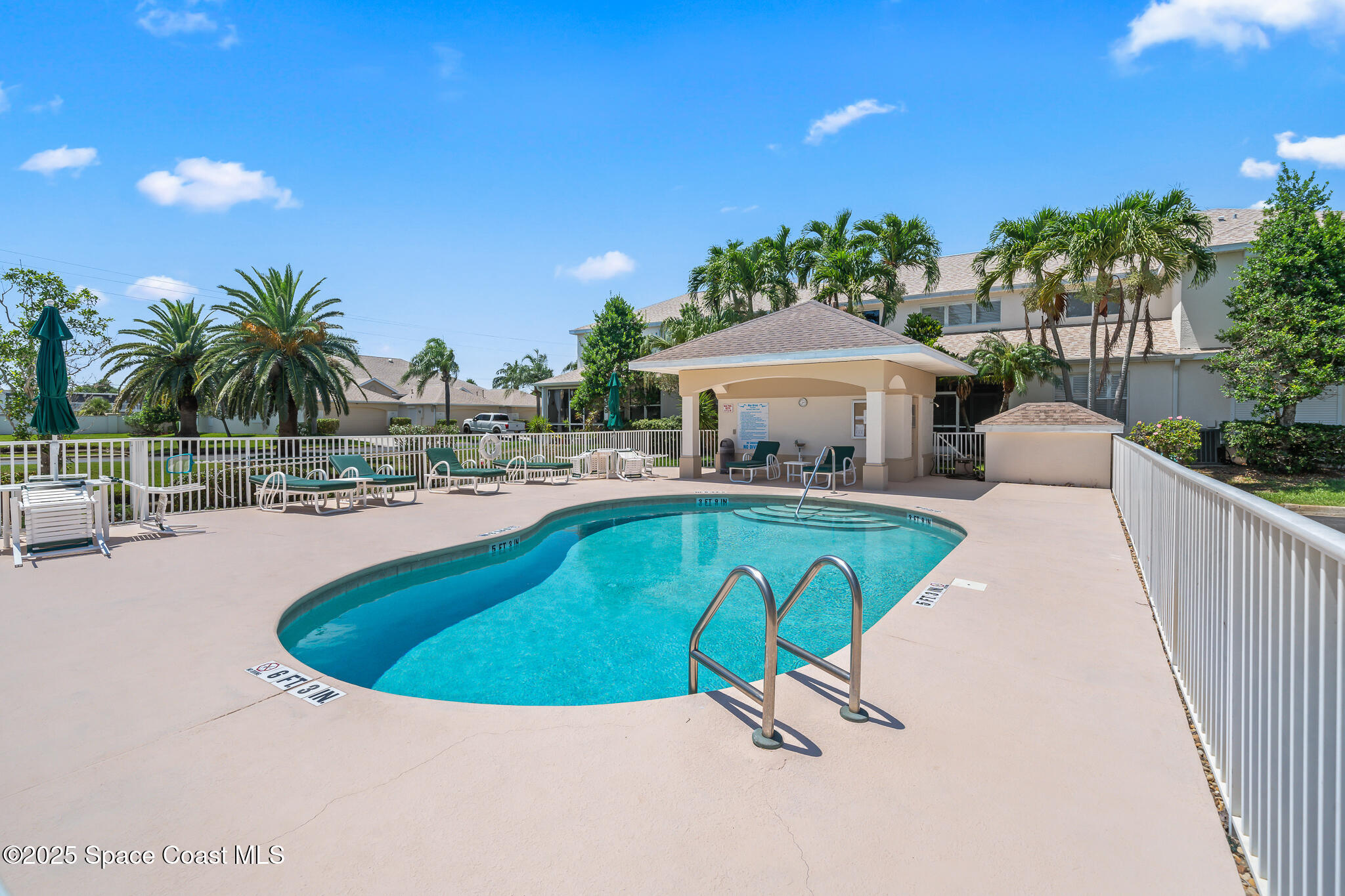 612 Mar Brisa Court