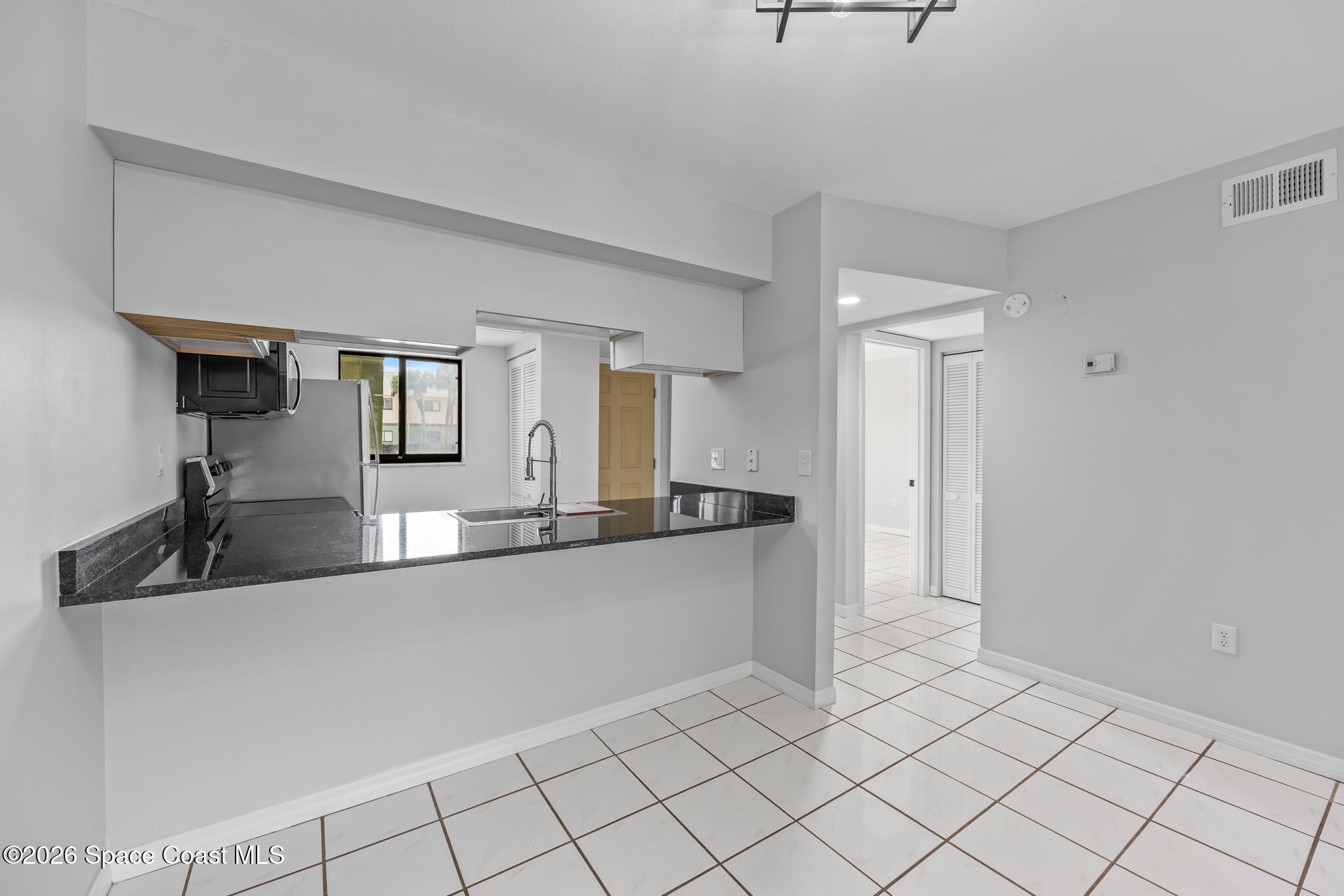 1720 Murrell Road E 120