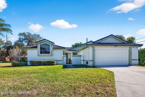 Photo of 597 Pine Forest Court, Melbourne, FL 32940 (MLS # 1069231)