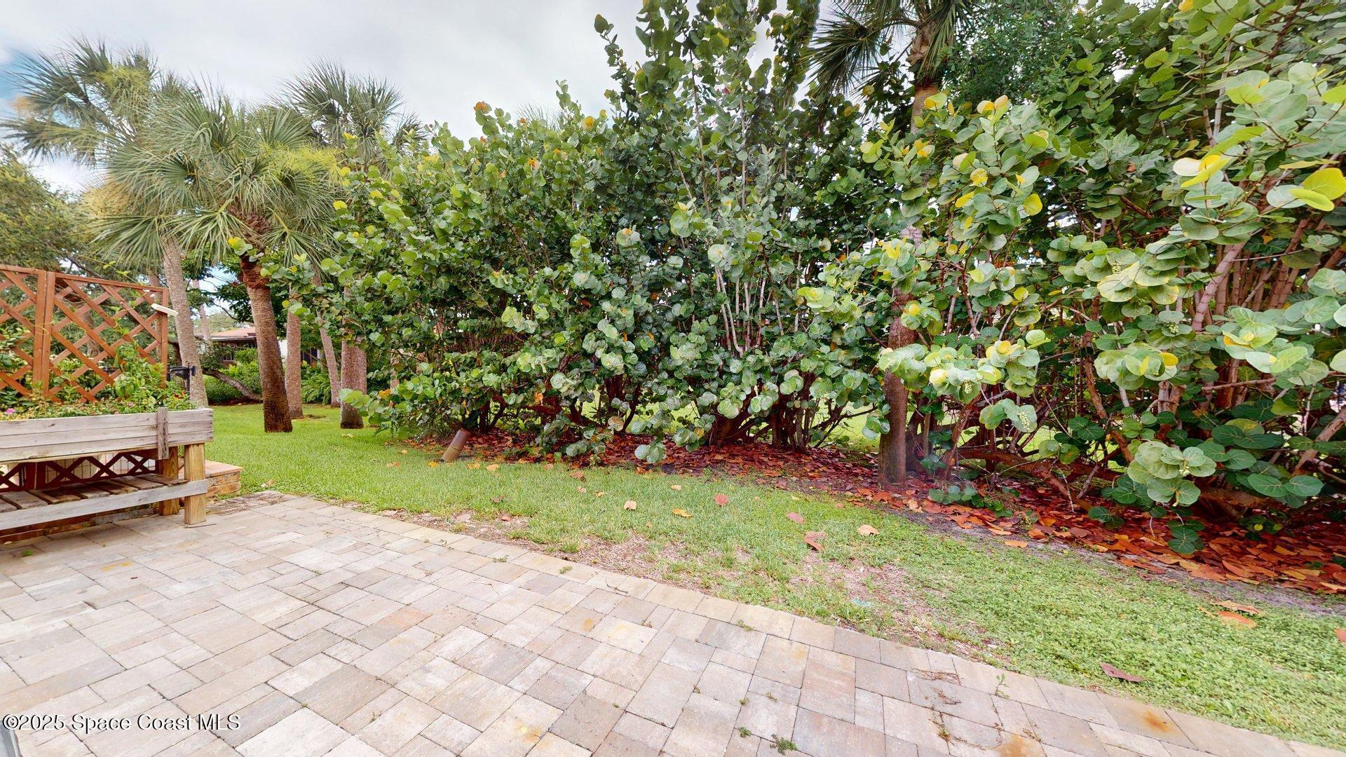 208 Parkside Place 208