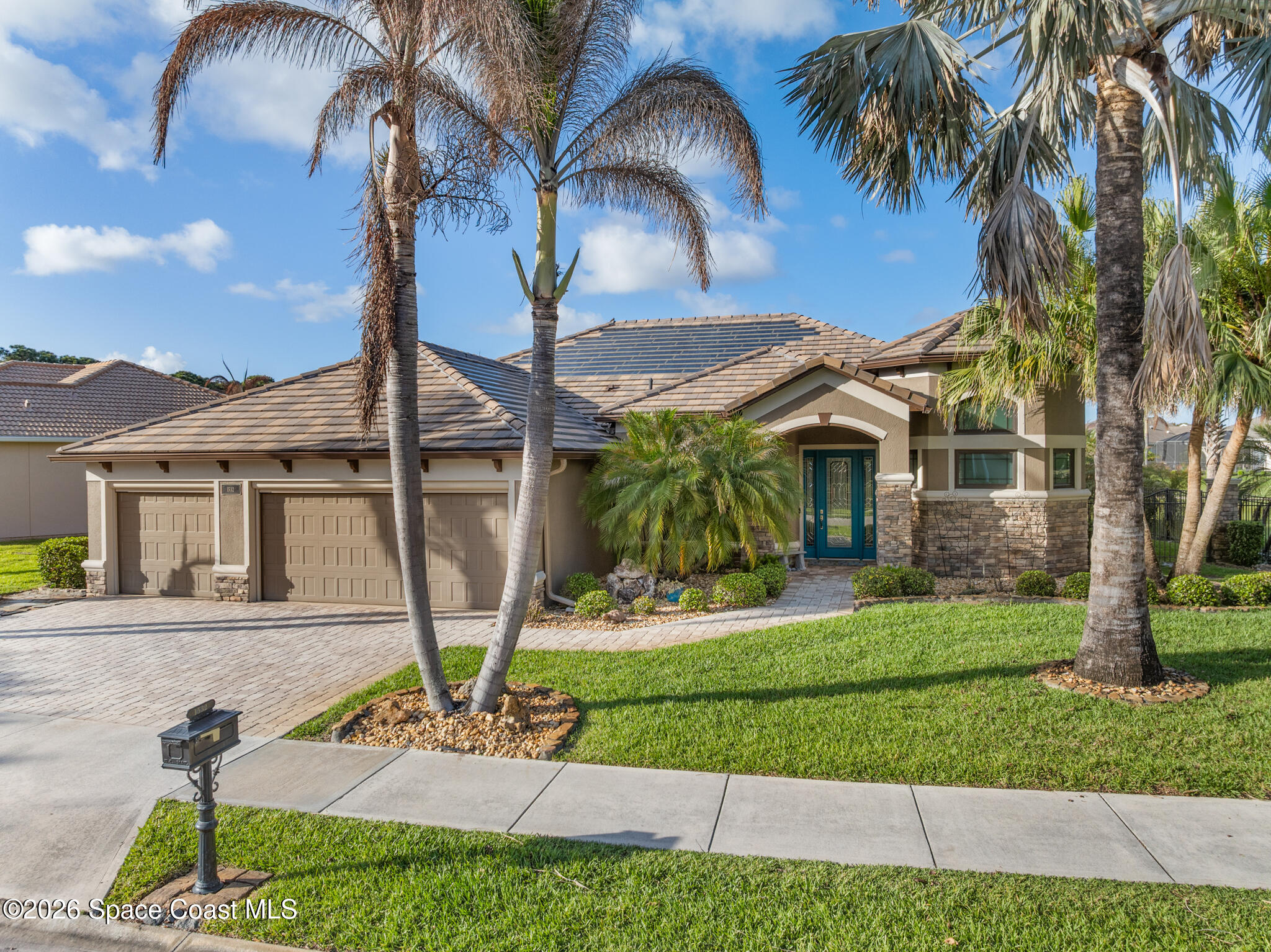 1532 Tralee Bay Avenue