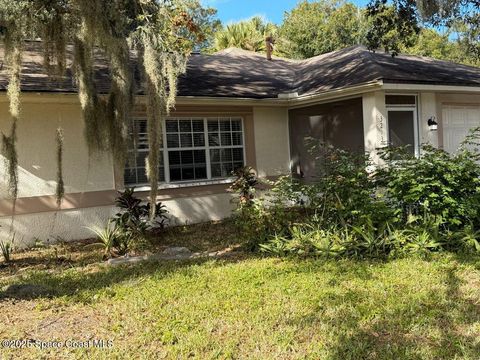Photo of 3213 Brentwood Lane, Melbourne, FL 32934 (MLS # 1064590)