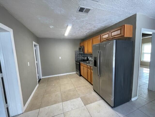415 S Robbins Avenue C/b/a