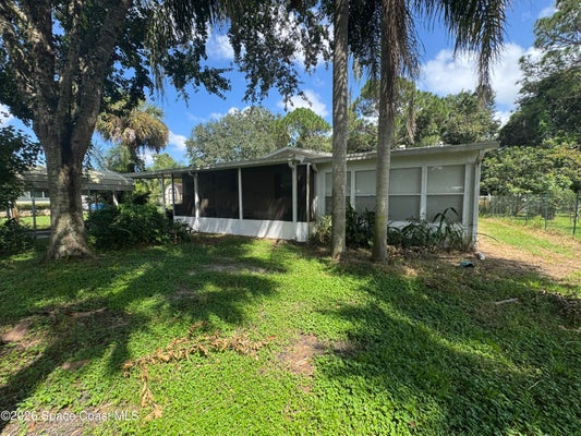 4773 CAMBRIDGE DR, MIMS, FL 32754 - Image c7477424525eeba67cc2edf8ffc65c5a/4288585143
