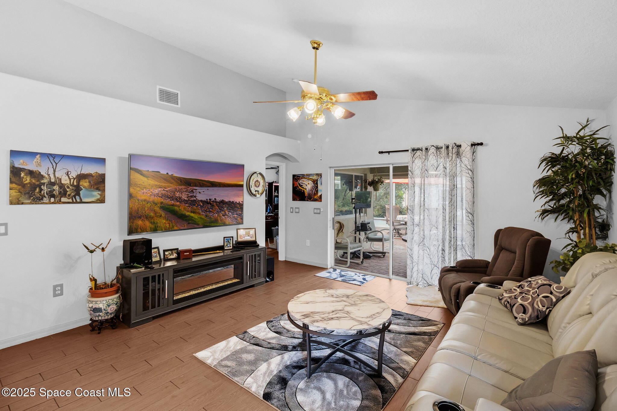 740 Indian Oaks Drive