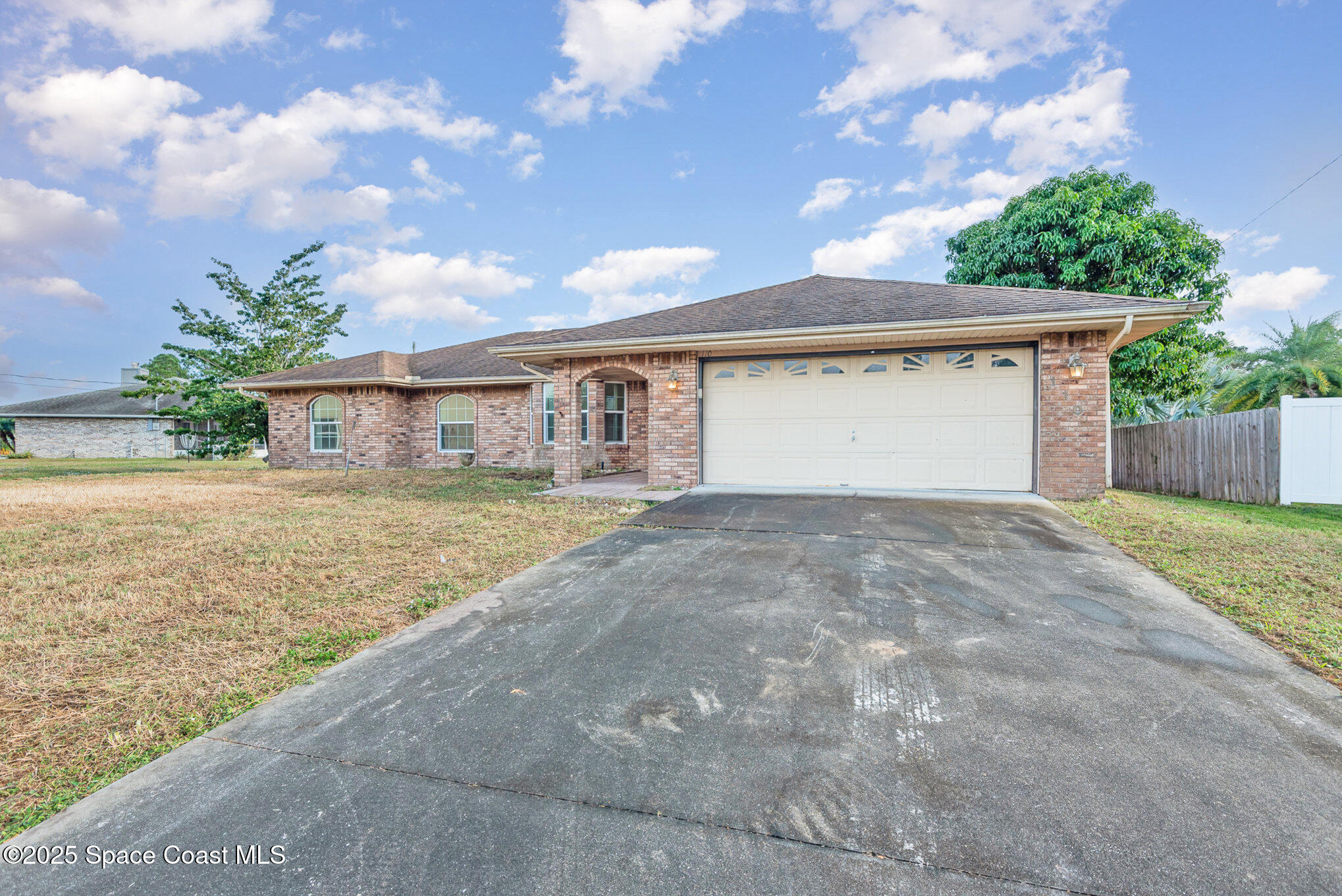 110 Echo Court SE