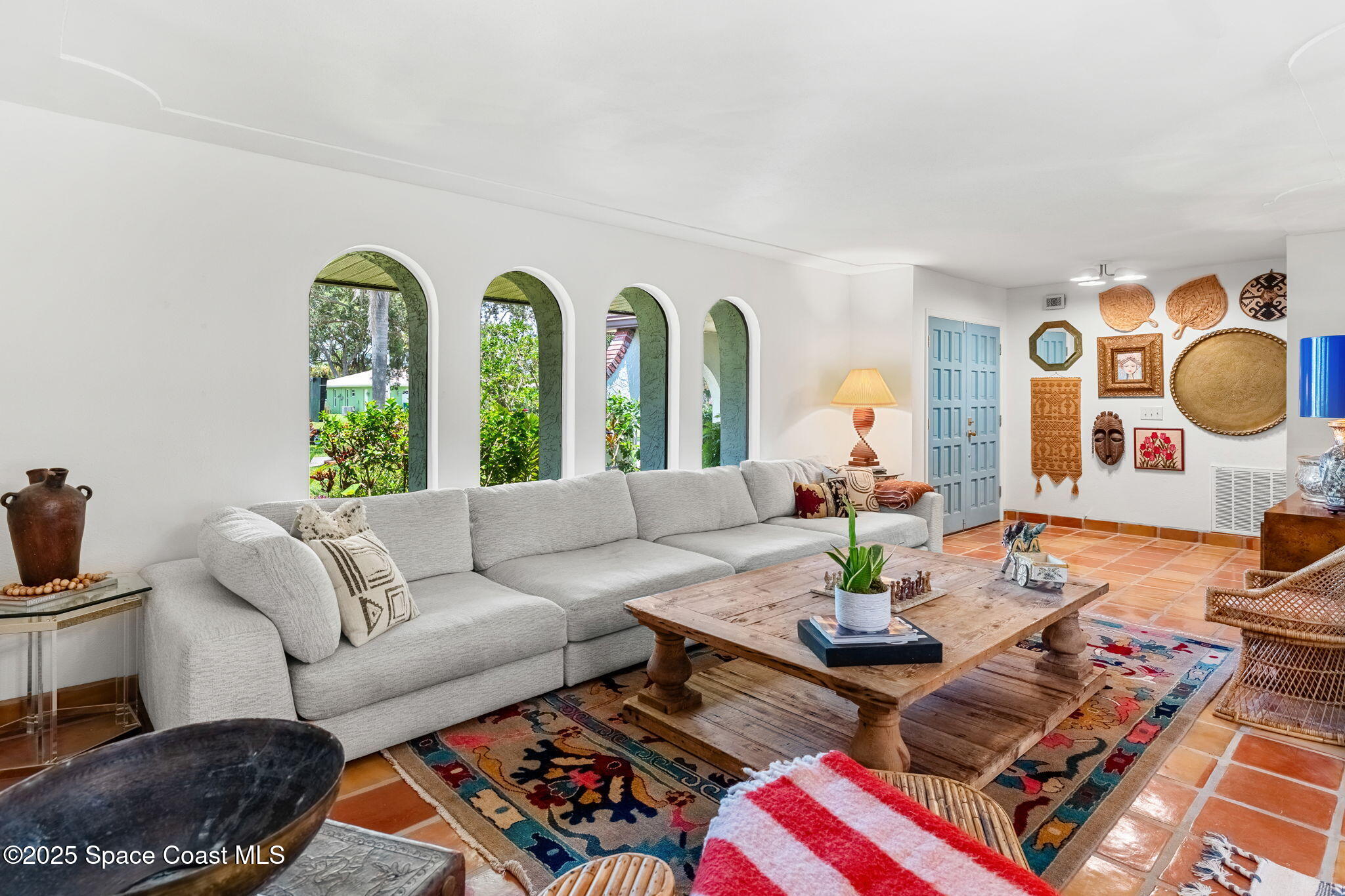 445 Desoto Parkway