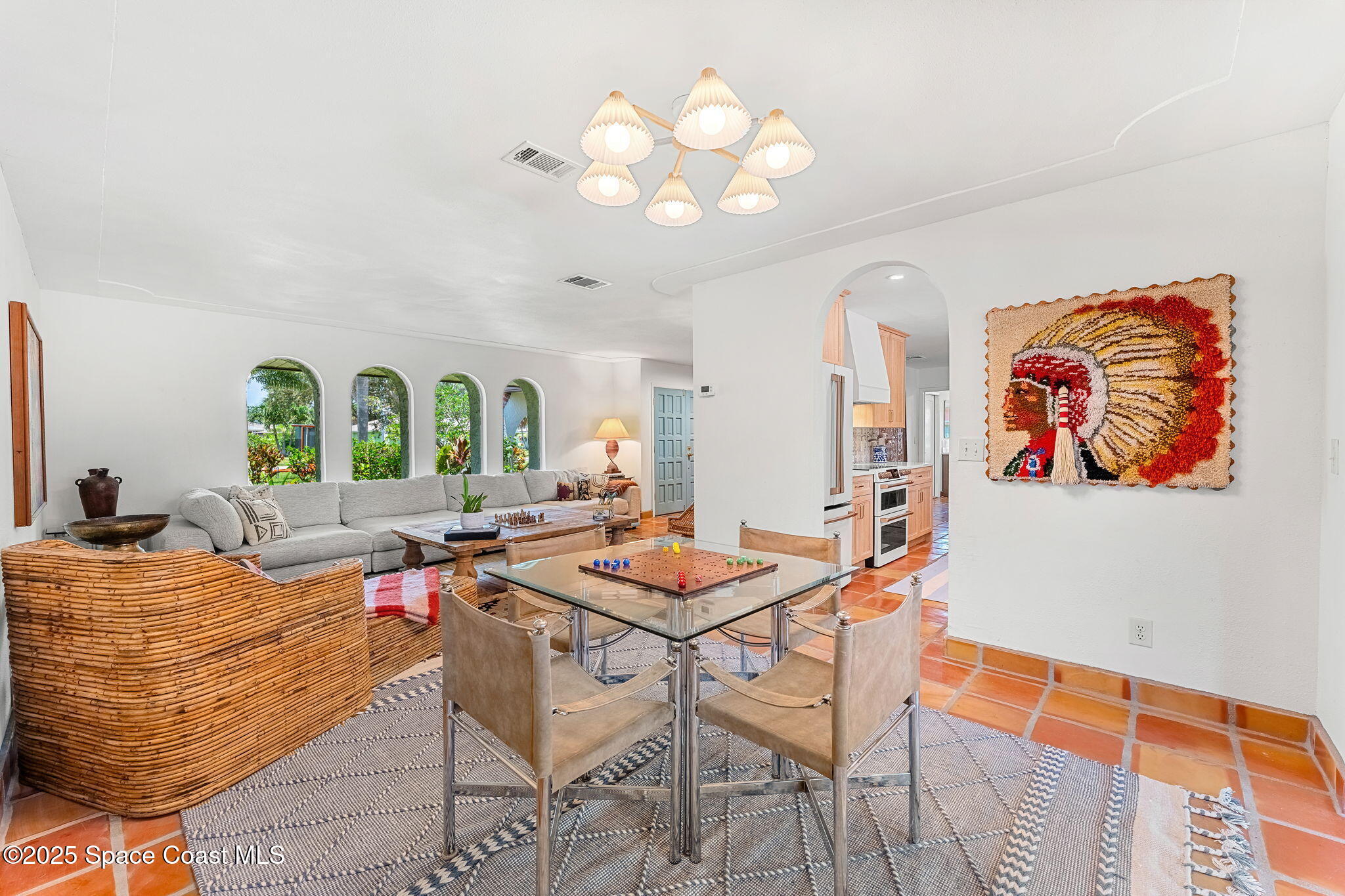 445 Desoto Parkway