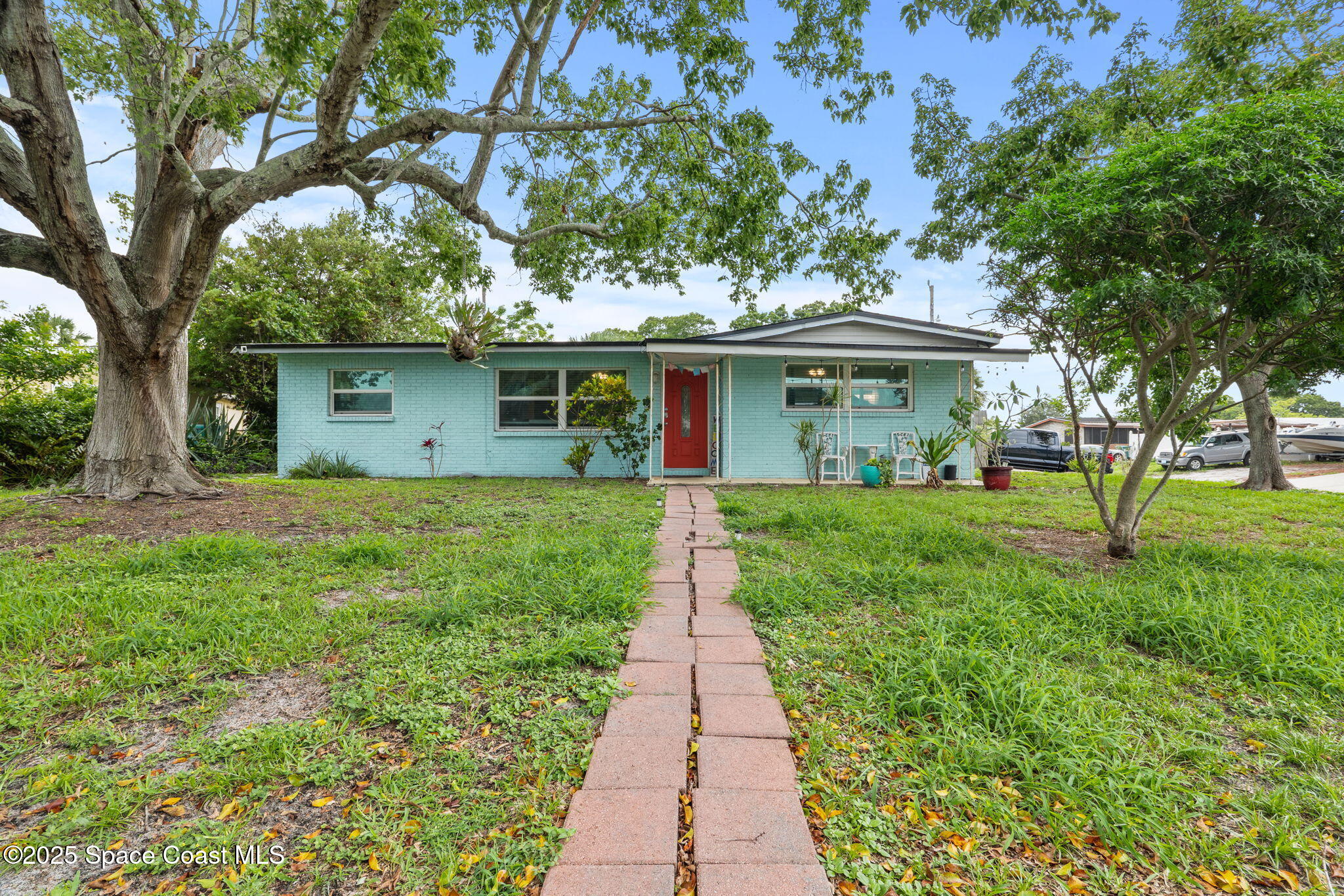 1438 Albert Drive