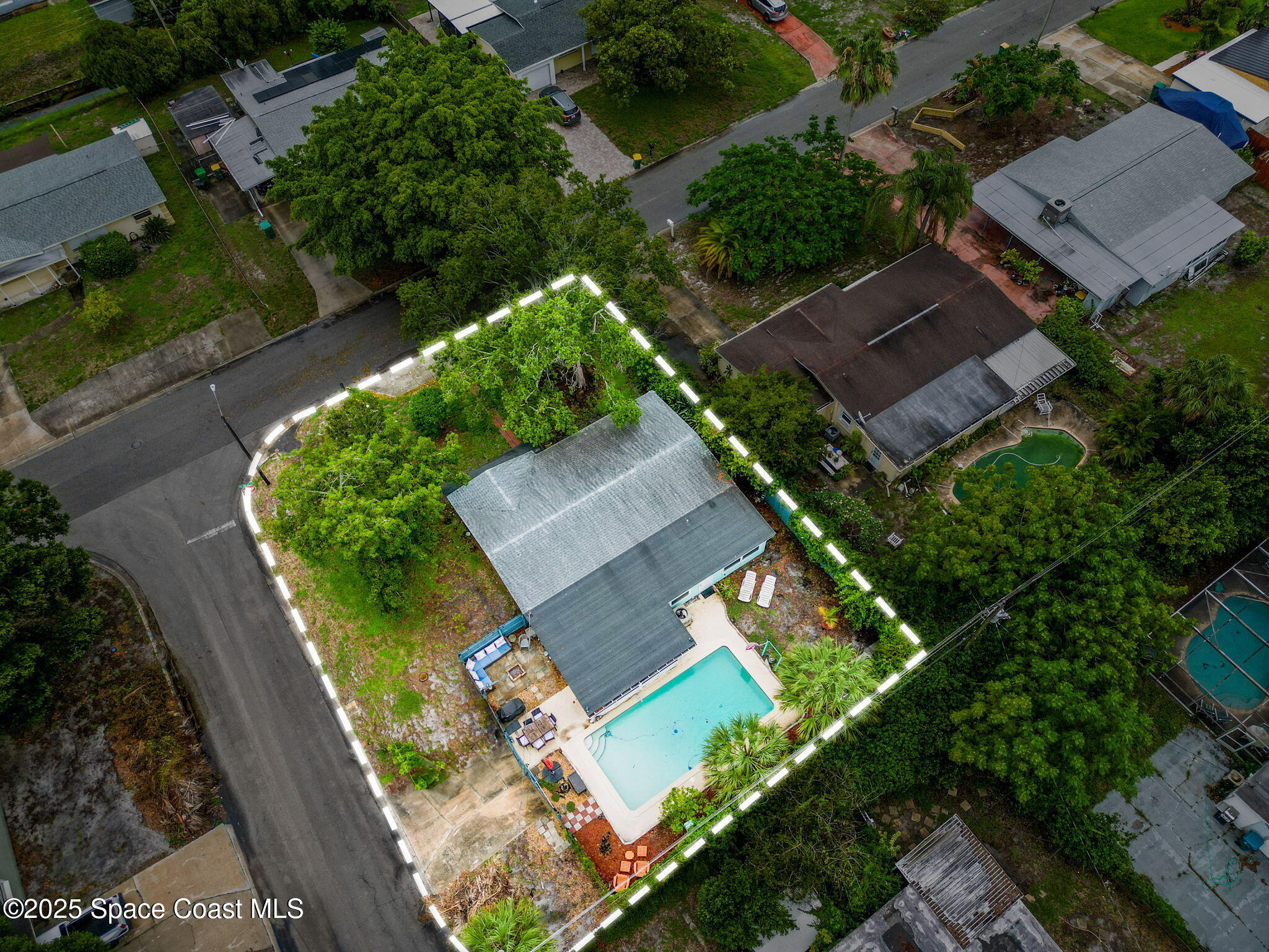 1438 Albert Drive