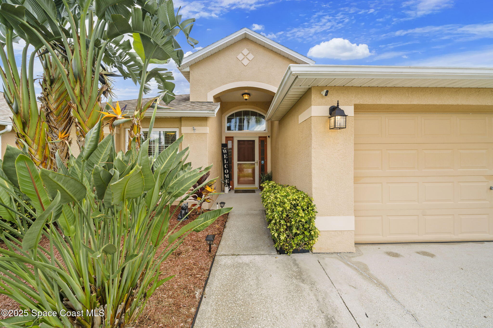 1160 Pine Creek Circle NE