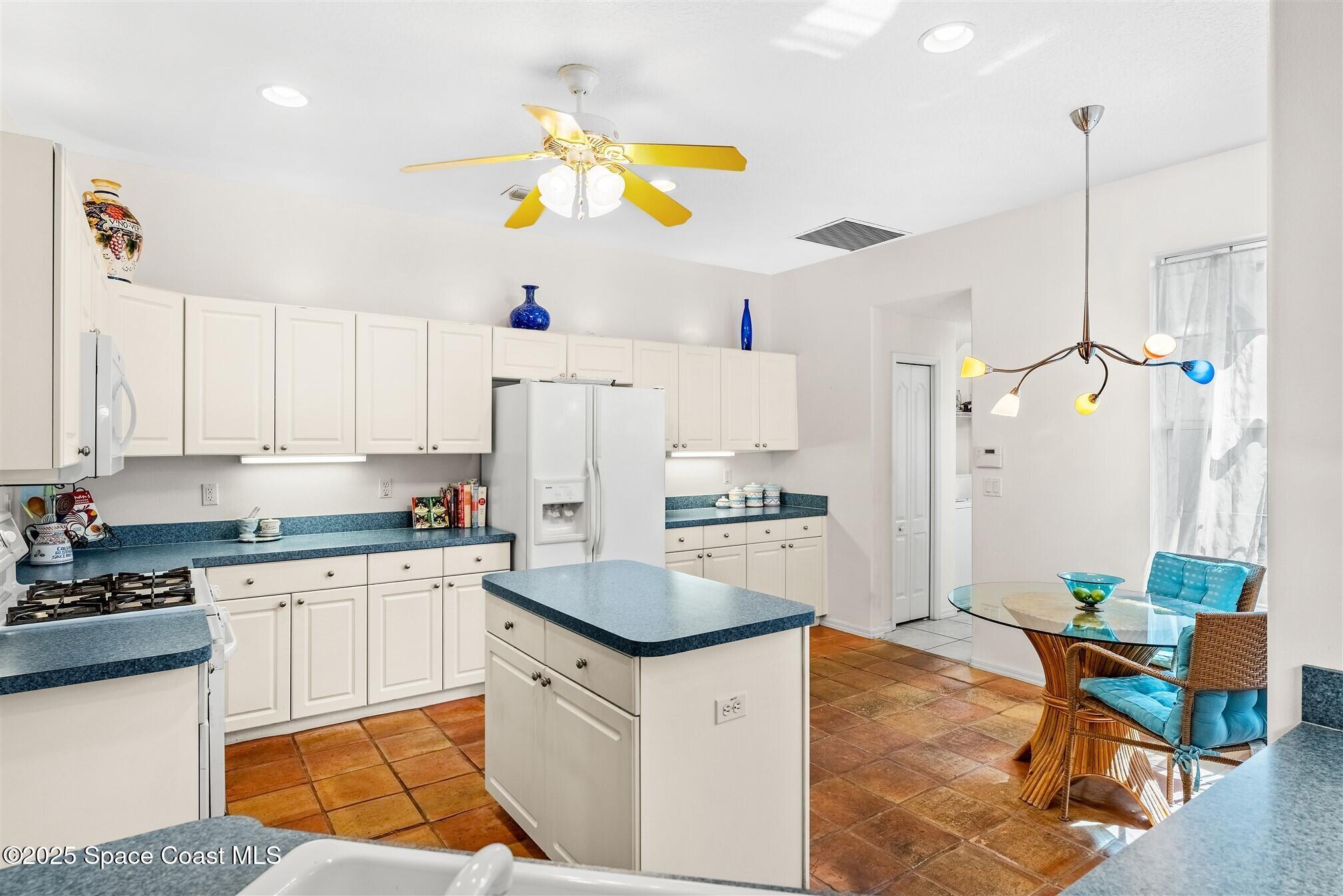 4341 Aberdeen Circle