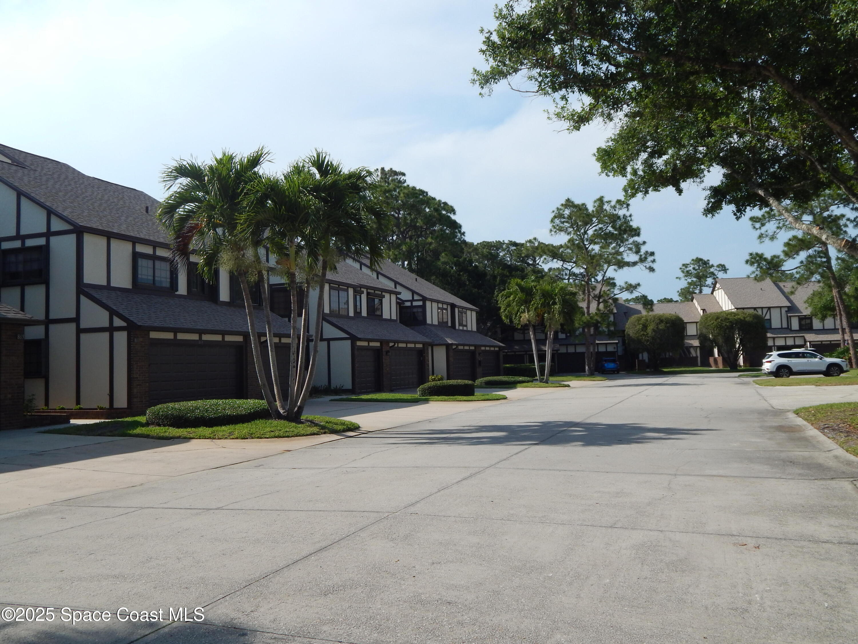 865 Greenwood Manor Circle 5-F
