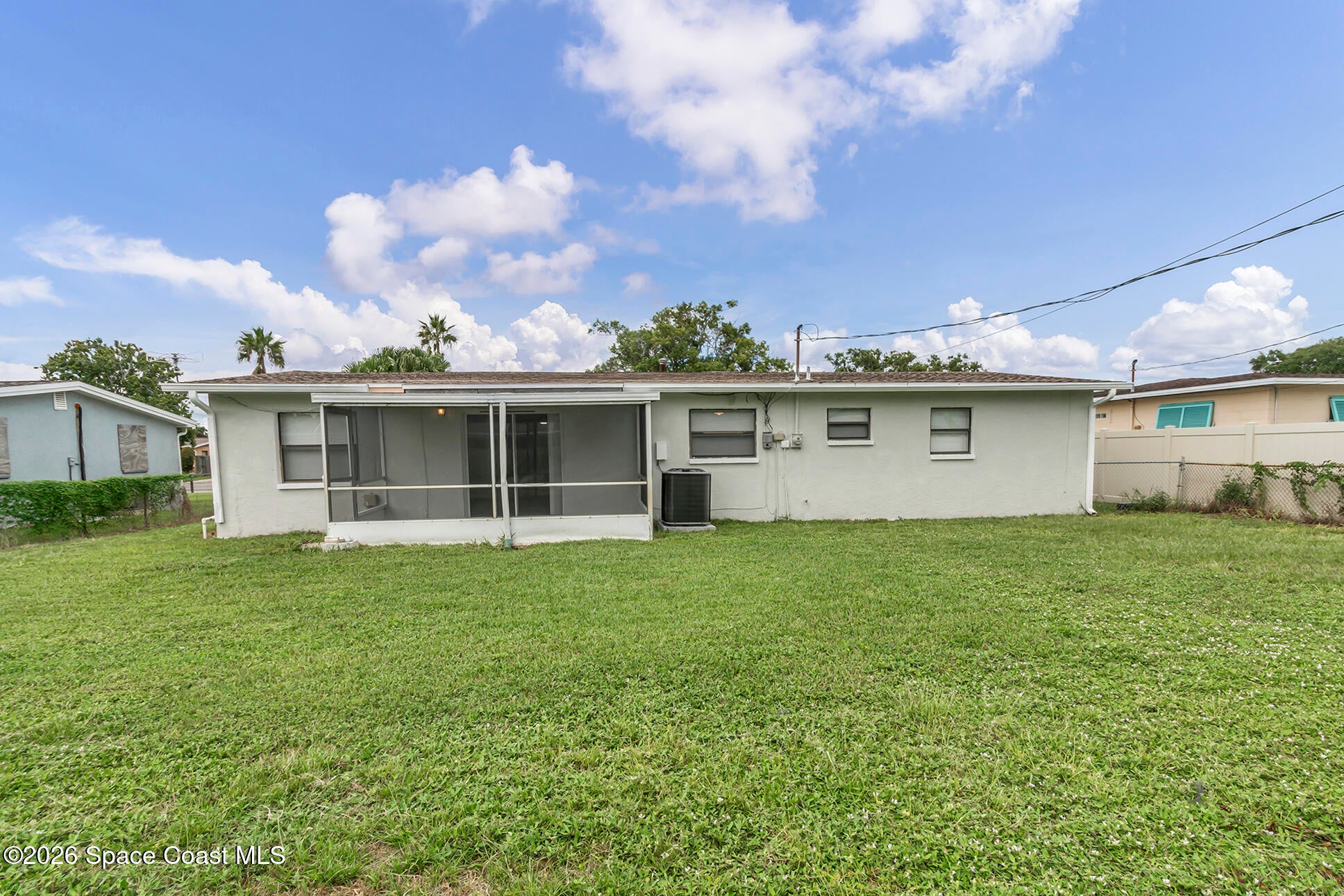 255 Eyre Avenue