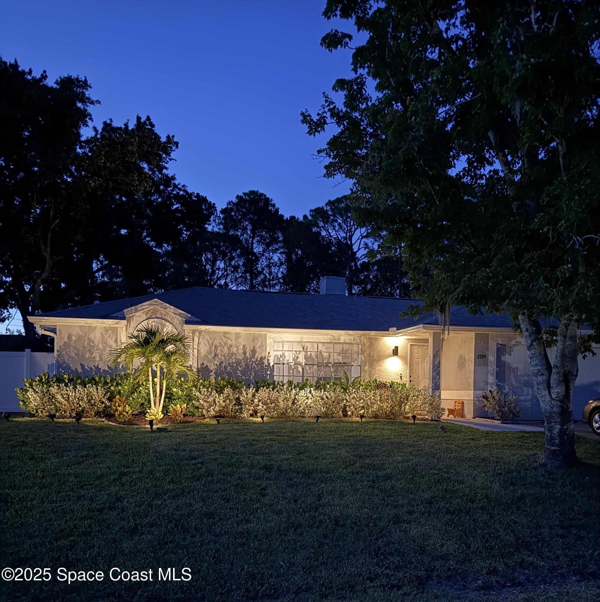 1219 Wing Road SW