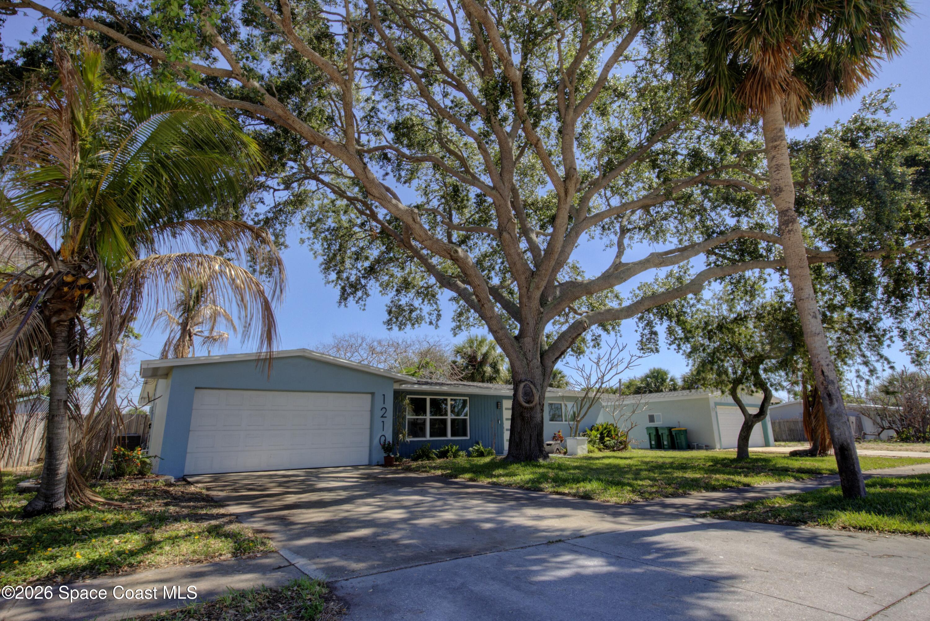 1210 Yacht Club Boulevard