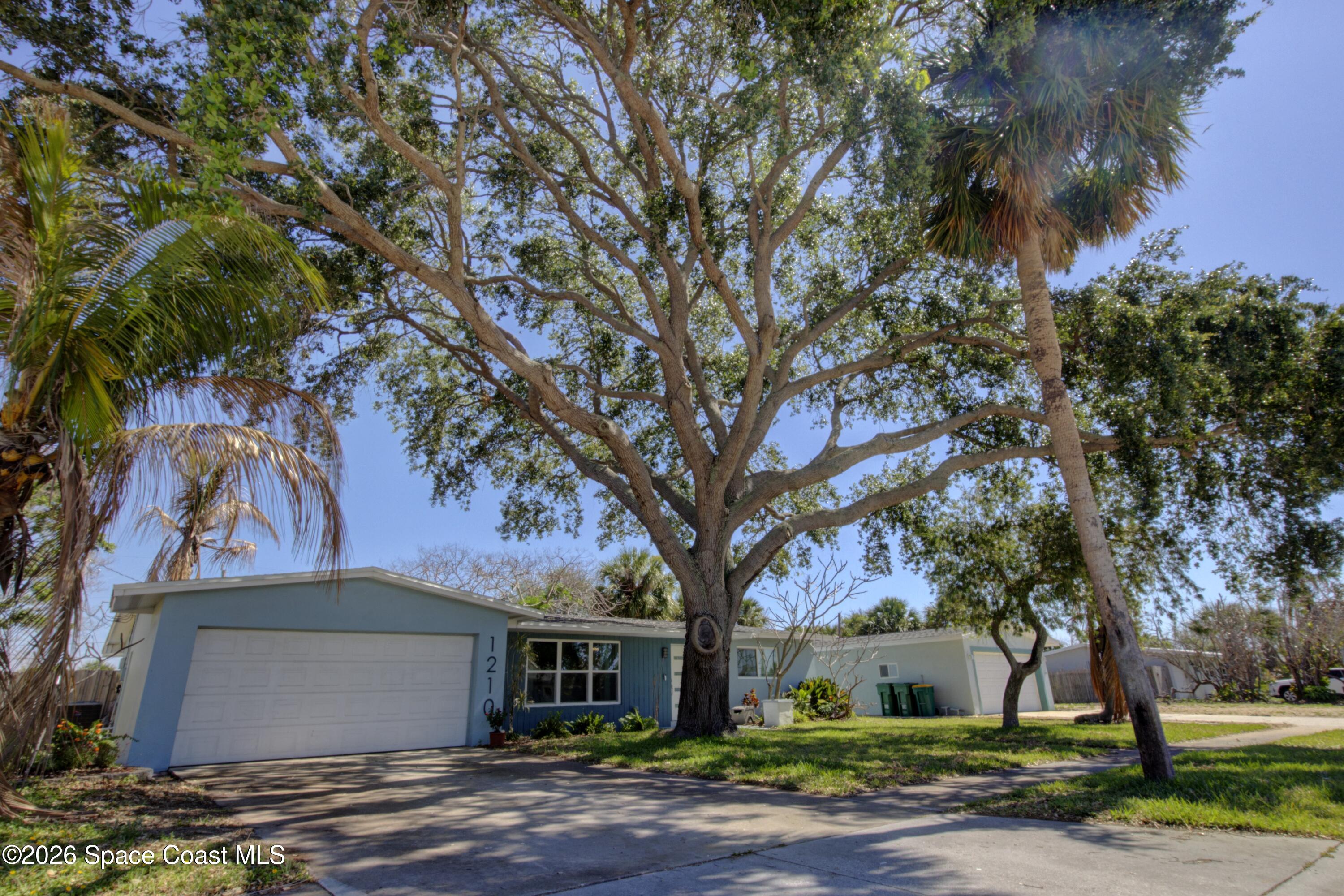 1210 Yacht Club Boulevard