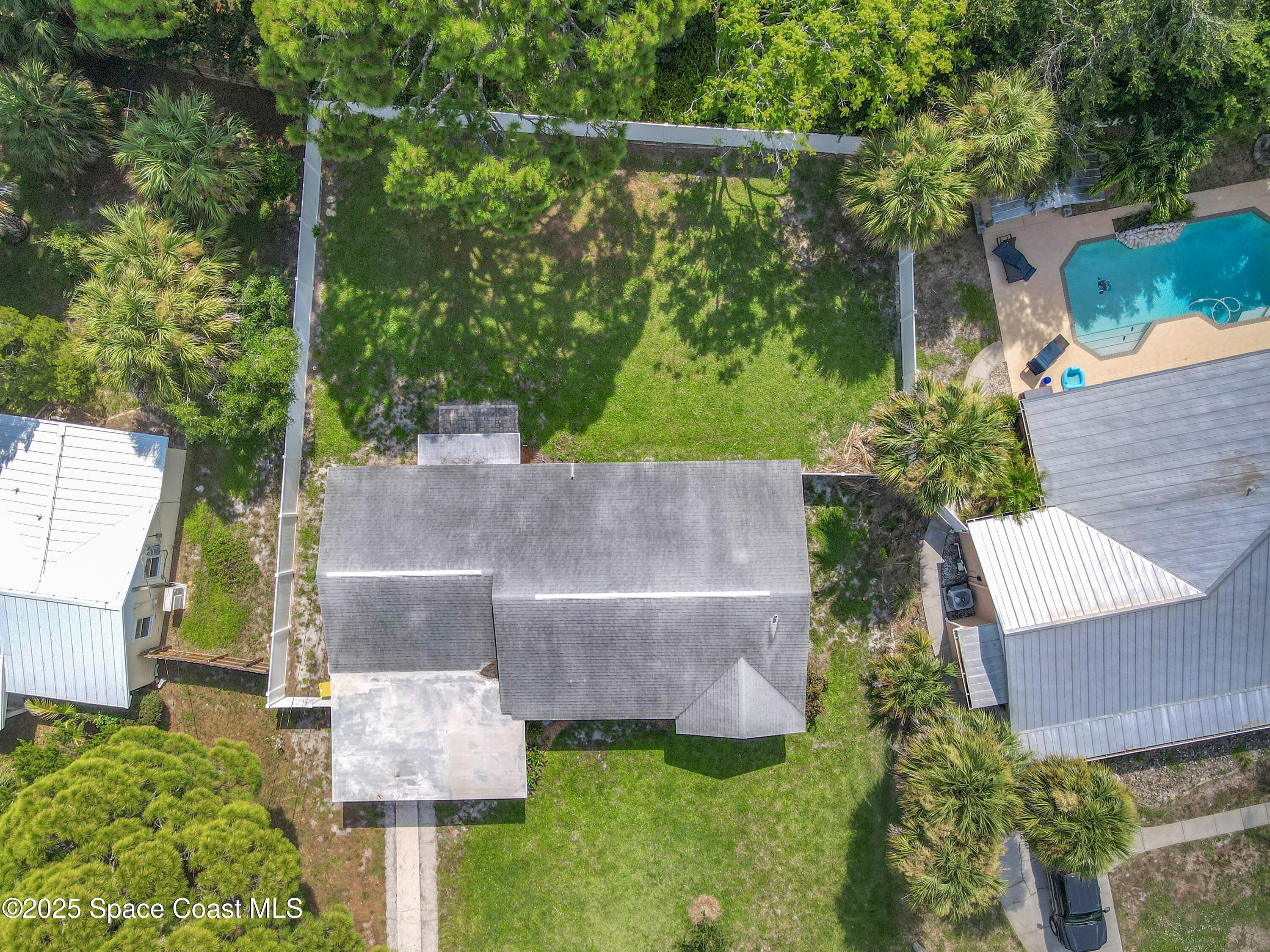 819 W Whitmire Drive