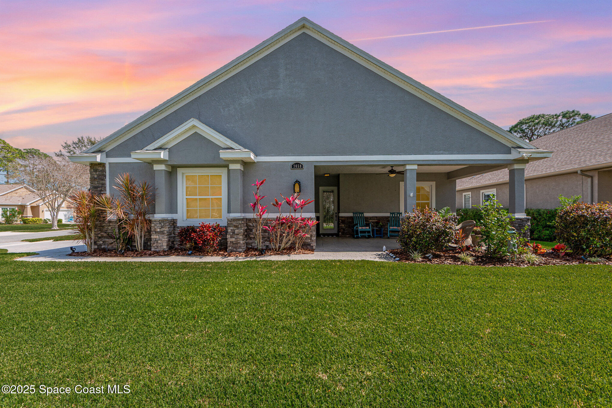 3659 Oakhill Drive