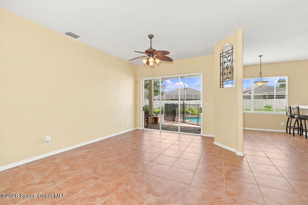 863 Coopers Hawk Court