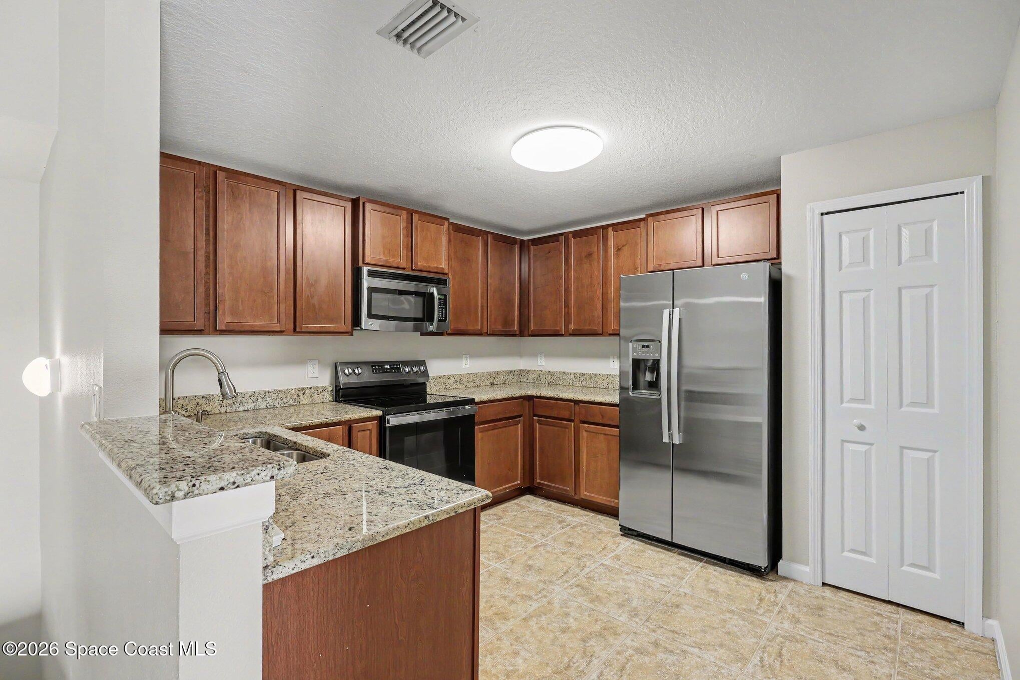4127 Meander Place 208