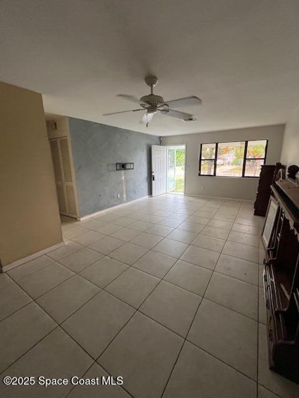 Photo of 941 Vangi Lane NE, Palm Bay, FL 32905 (MLS # 1059059)